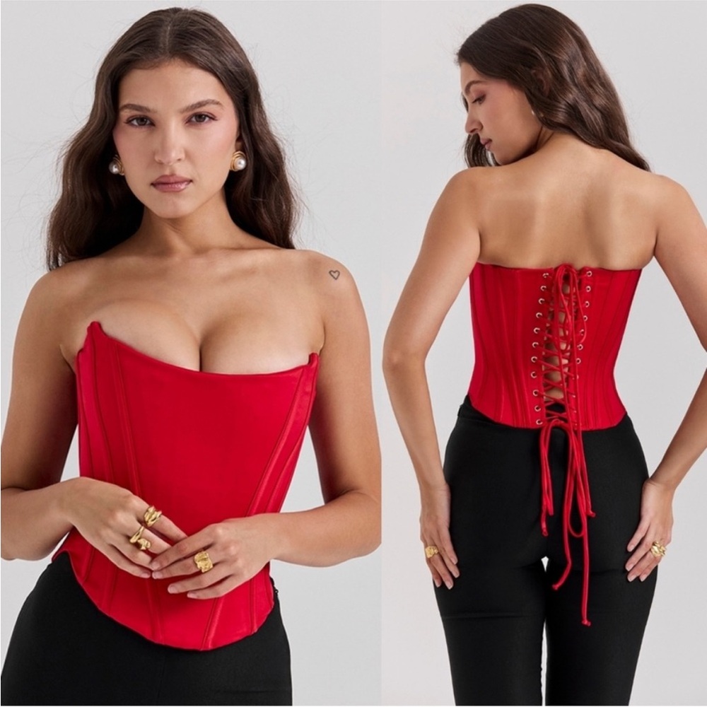 House Of CB 'Genevieve' Scarlet Satin Lace Back Corset M NWOT‎